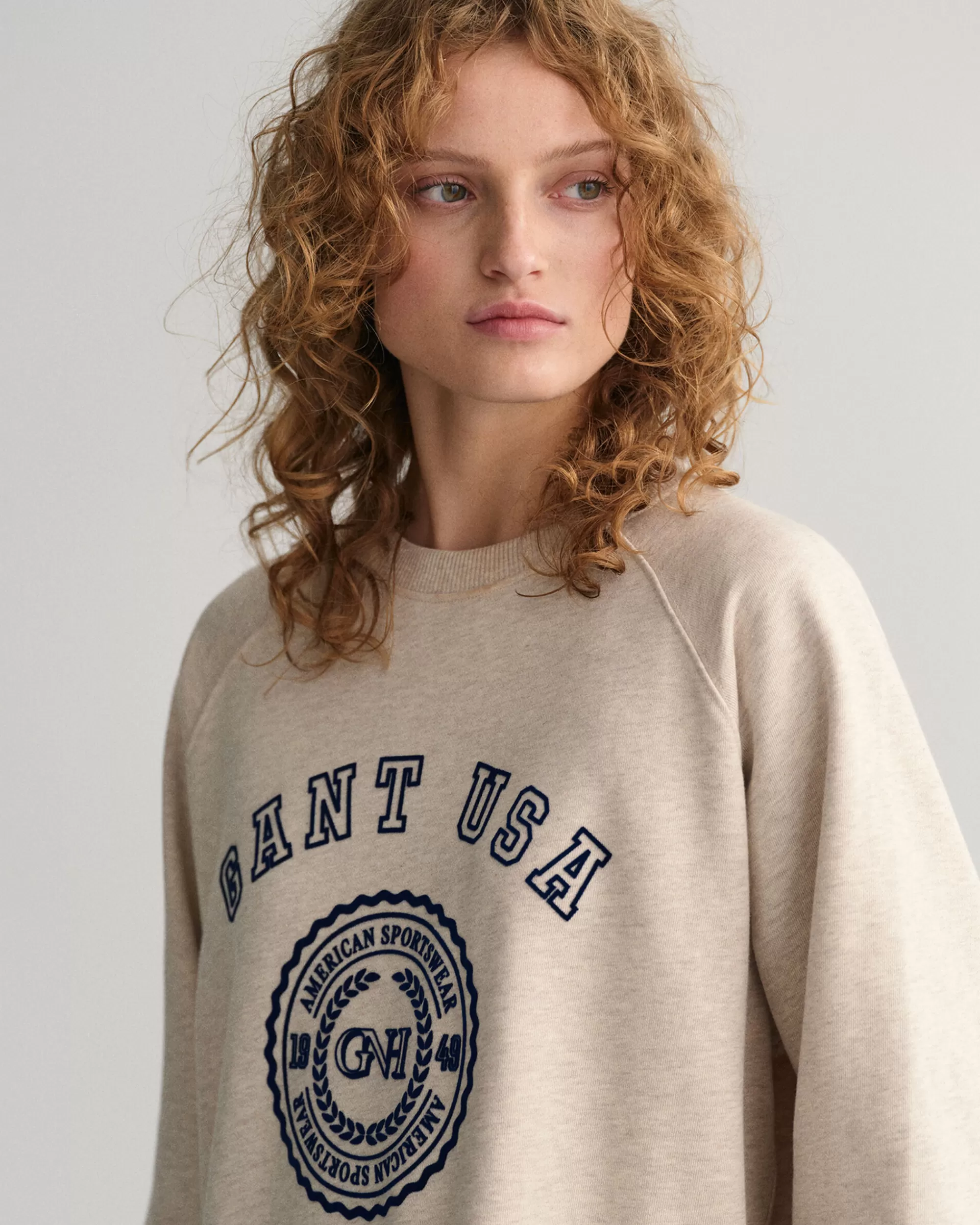 Hupparit & Collegepaidat^GANT Oversized Fit -Mitoitettu Usa -Collegepaita Jossa Pyorea Paantie Light Beige Melange