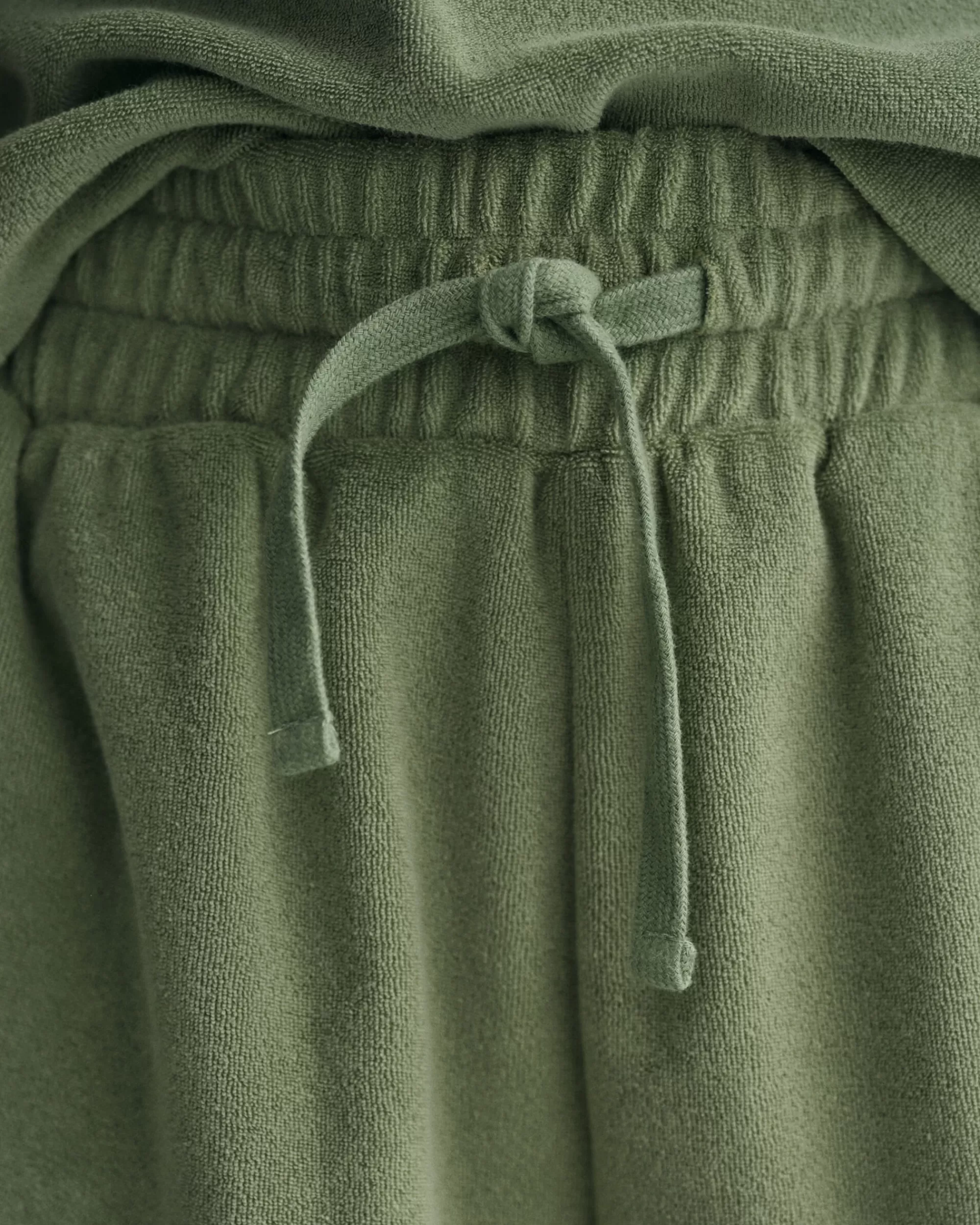 Housut^GANT Teen Girls -Malliston KorkeaVyötaroiset Terry Cloth -Shortsit Kalamata Green